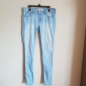 HOLLISTER JEANS!